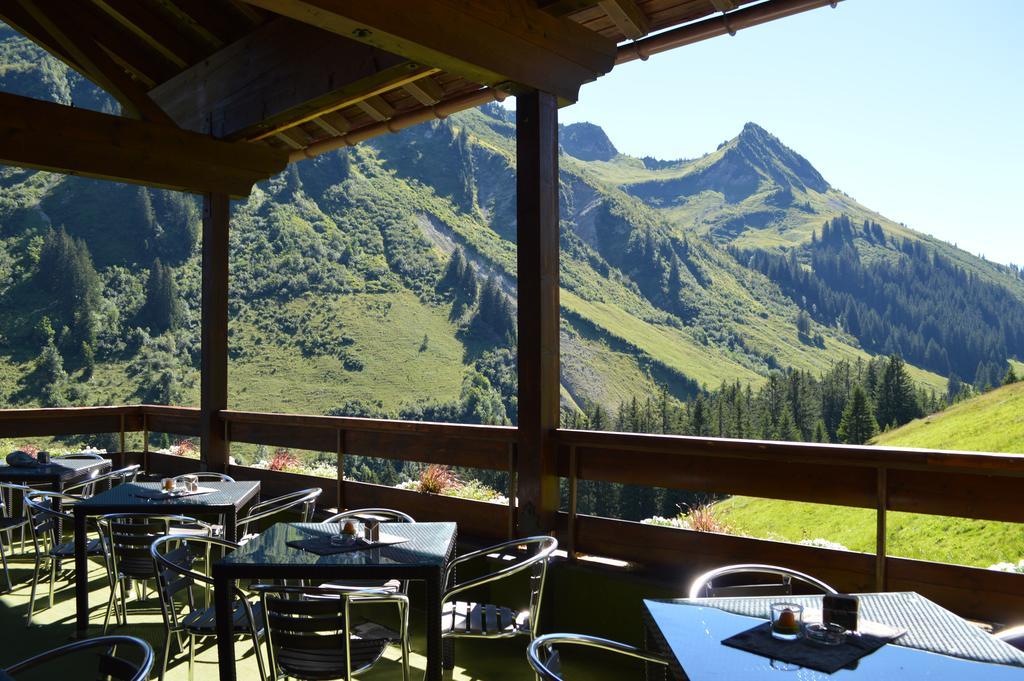 Gasthaus Gloeckle Damüls Exterior foto